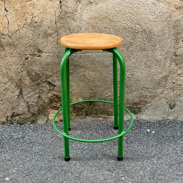 Tabouret d'atelier rénové réalisé par Atelier Joseph et Honoré