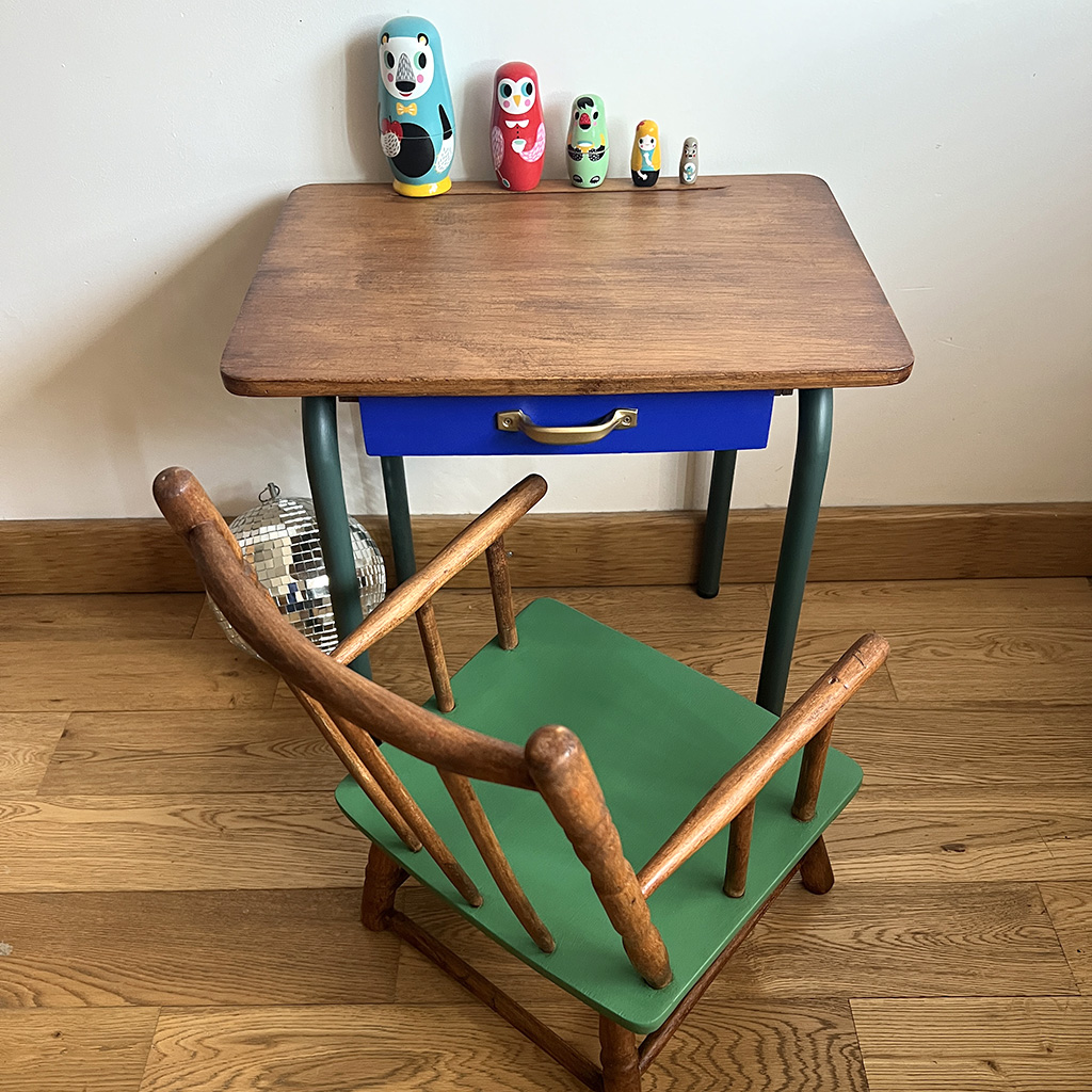 Bureau et chaise vintage pour enfant