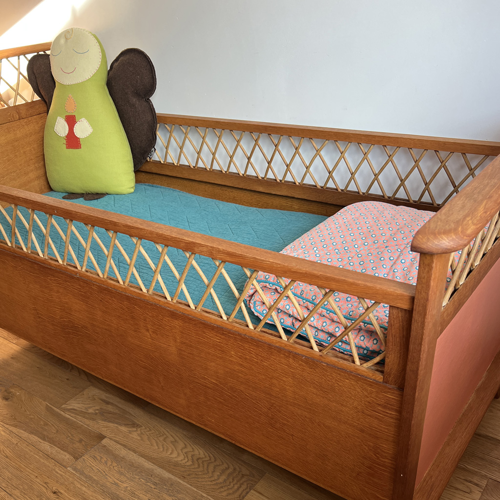 Lit vintage rotin et bois