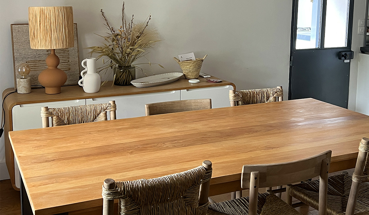Table de famille rénovée par l'Atelier Joseph et Honoré