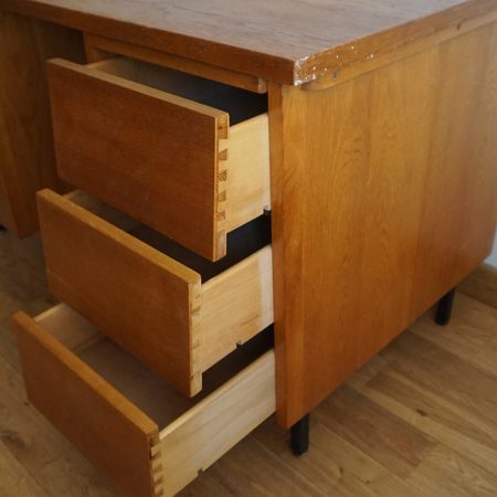 Bureau tiroirs biseautés à rénover sur-mesure